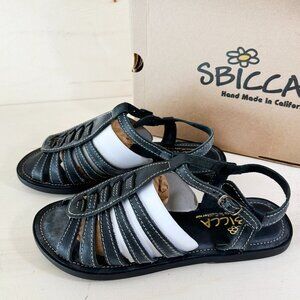 NIB Sbicca‎ Issa Black Flat Strappy Sandals 8 Top Stitching NEW